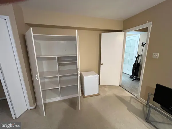 $1,400 | 6220 Hidden Canyon Road, Centreville, VA 20120