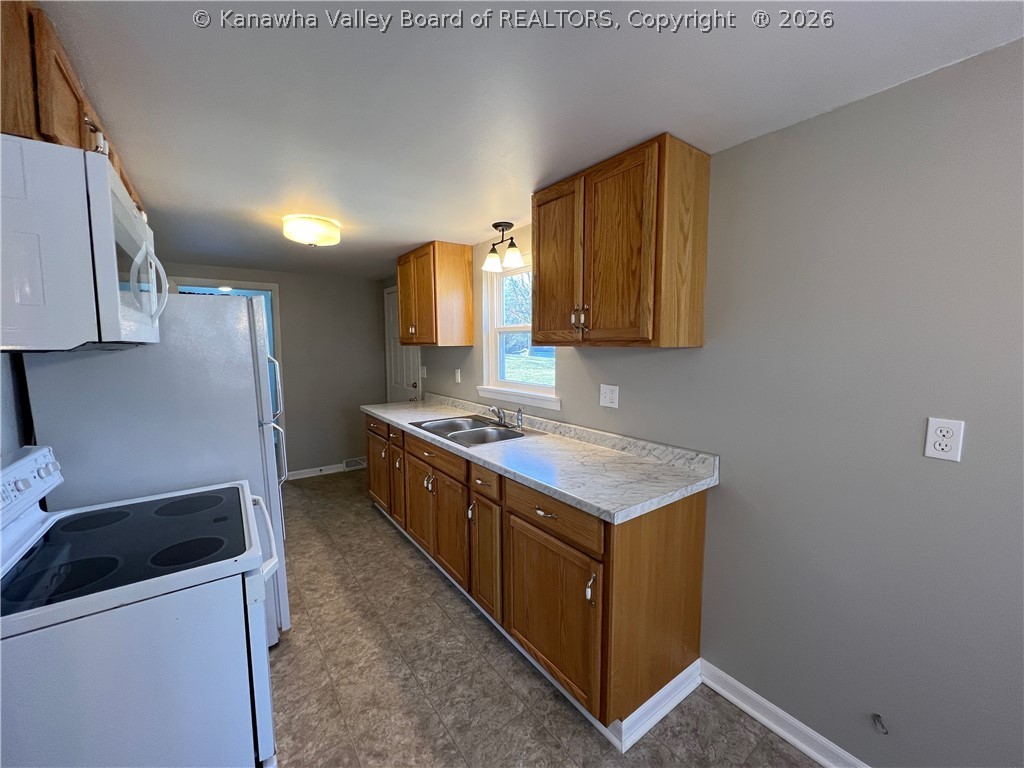 4682 Greer Road Point Pleasant, WV 25550 - Photo 15 of 35 Gallery Image 15