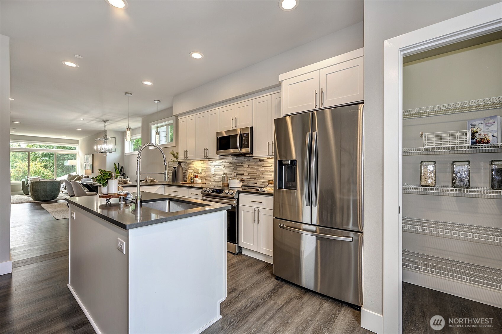 5020 148th Street Southwest, Unit E1 Edmonds, WA 98026 - Photo 6 of 35