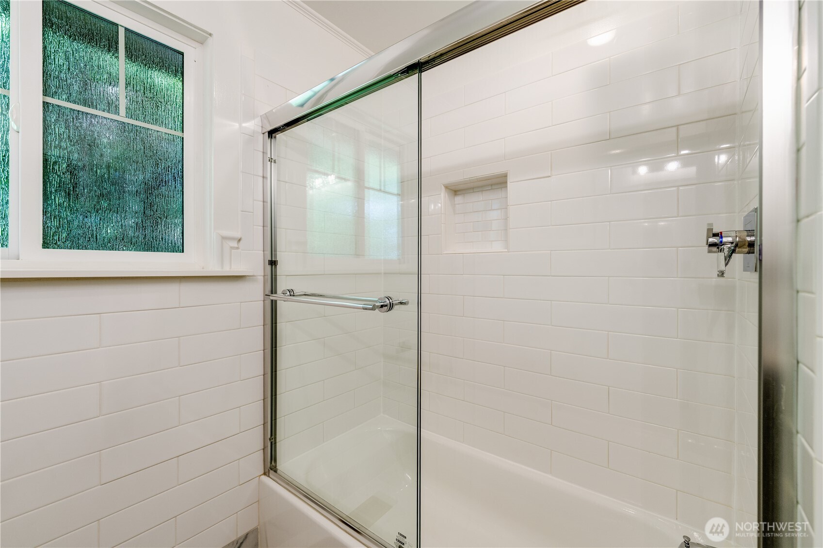 10418 Northeast 193rd Street Bothell, WA 98011 - Photo 30 of 40 Gallery Image 30