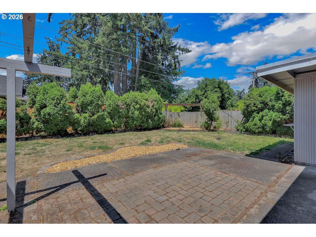 3270 Game Farm Road Springfield, OR 97477 - Photo 36 of 42