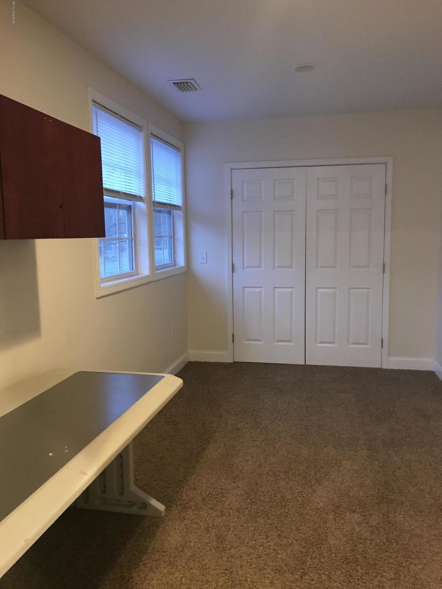 4524 Dover Road Louisville, KY 40216 - Photo 26 of 38 Second Floor 3rd BR