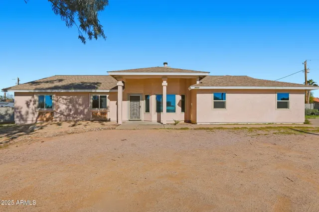 $3,495 | 7016 East Menlo Street, Mesa, AZ 85215