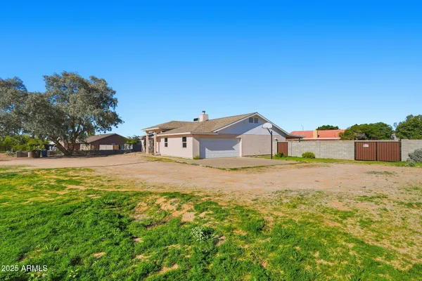 a house view with a outdoor space