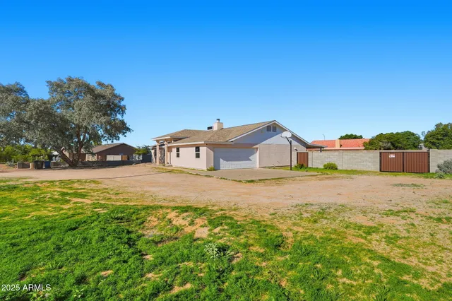 $3,495 | 7016 East Menlo Street, Mesa, AZ 85215