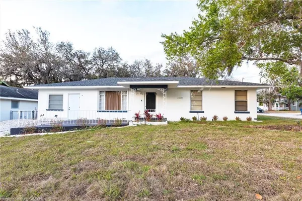 $255,000 | 2600 Lakeview Drive, Sebring, FL 33870