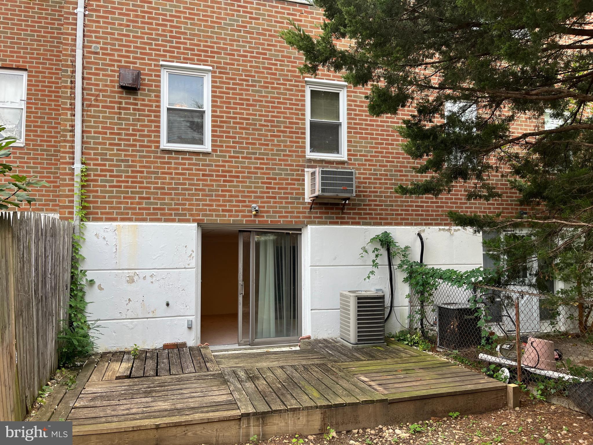 3584 Dows Road Philadelphia, PA 19154 - Photo 26 of 49 Private Rear Yard