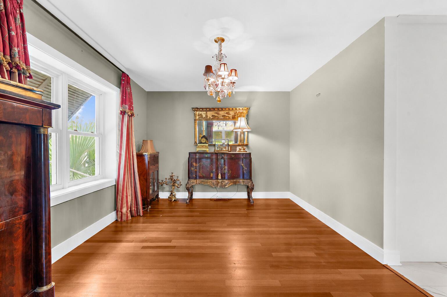 516 Rice Planters Drive Mount Pleasant, SC 29464 - Photo 15 of 42 dining room 2