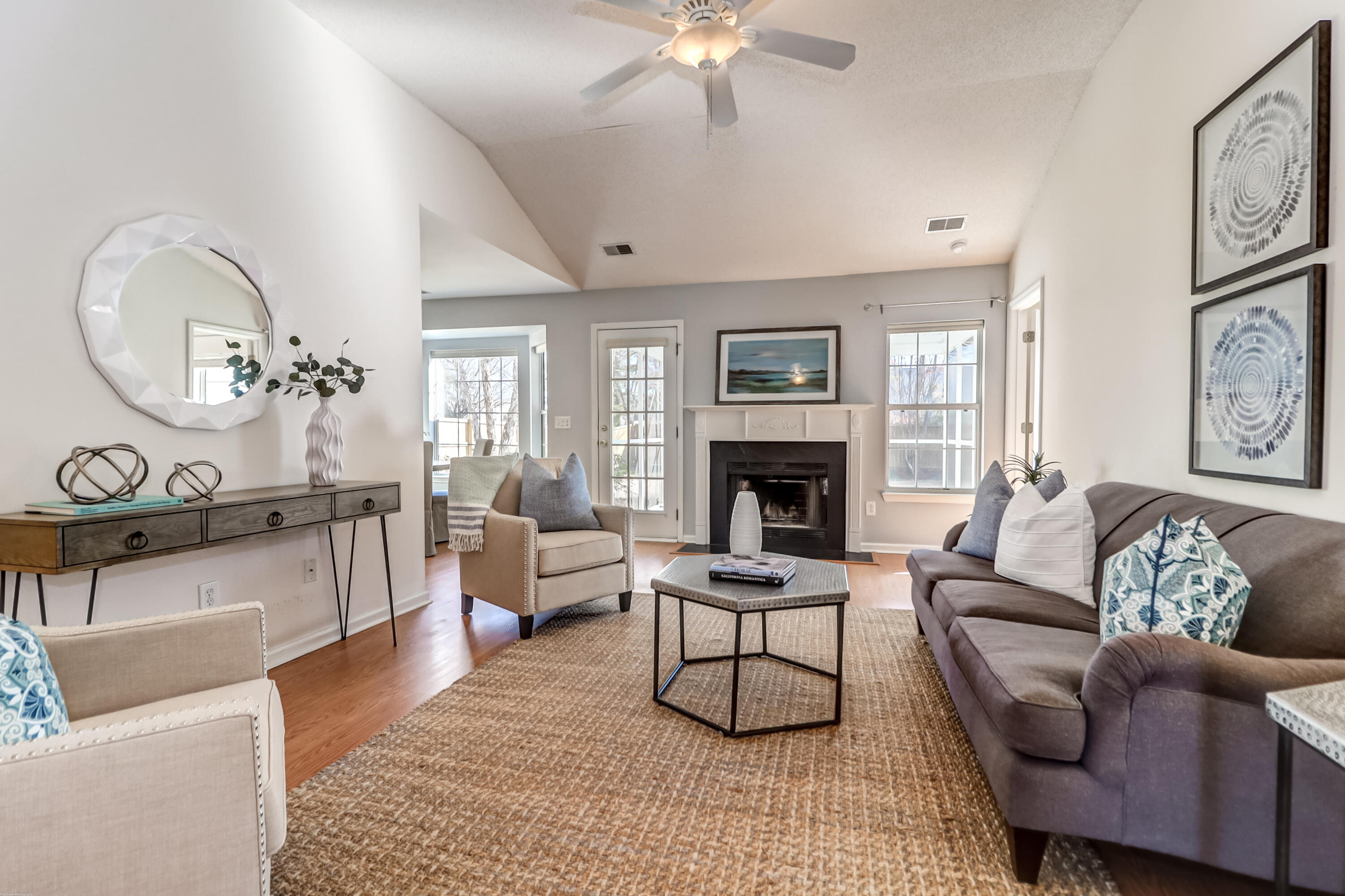 514 Carters Grove Road Charleston, SC 29414 - Photo 4 of 49 514 Carters (7)