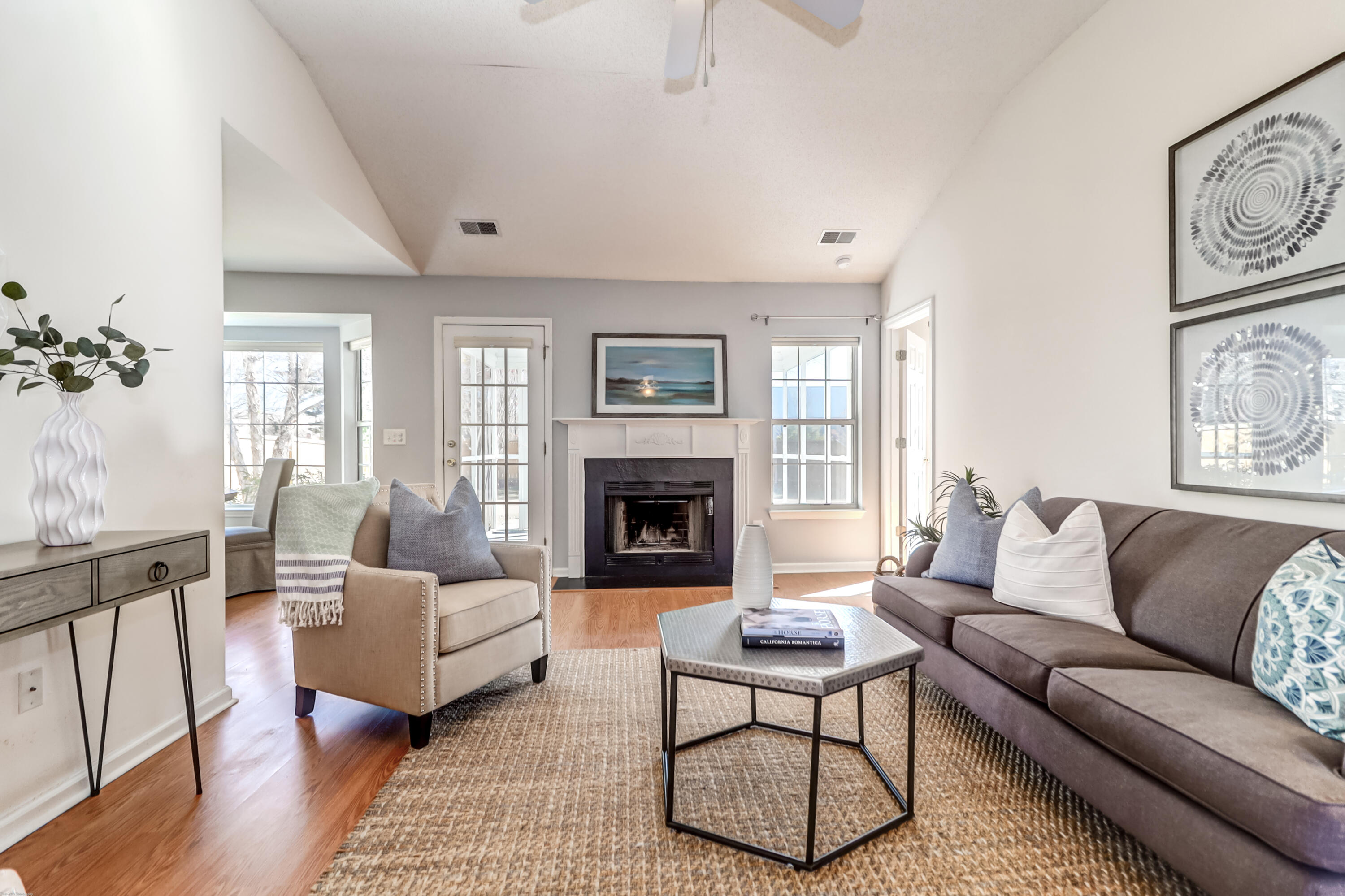 514 Carters Grove Road Charleston, SC 29414 - Photo 5 of 49 514 Carters (8)