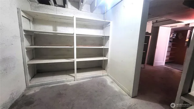 a view of an empty walk in closet