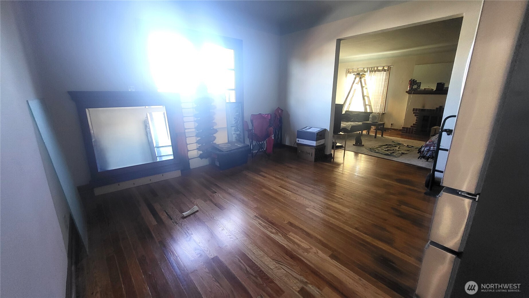 202 South 4th Street Odessa, WA 99159 - Photo 2 of 23 wooden floor in a gallery