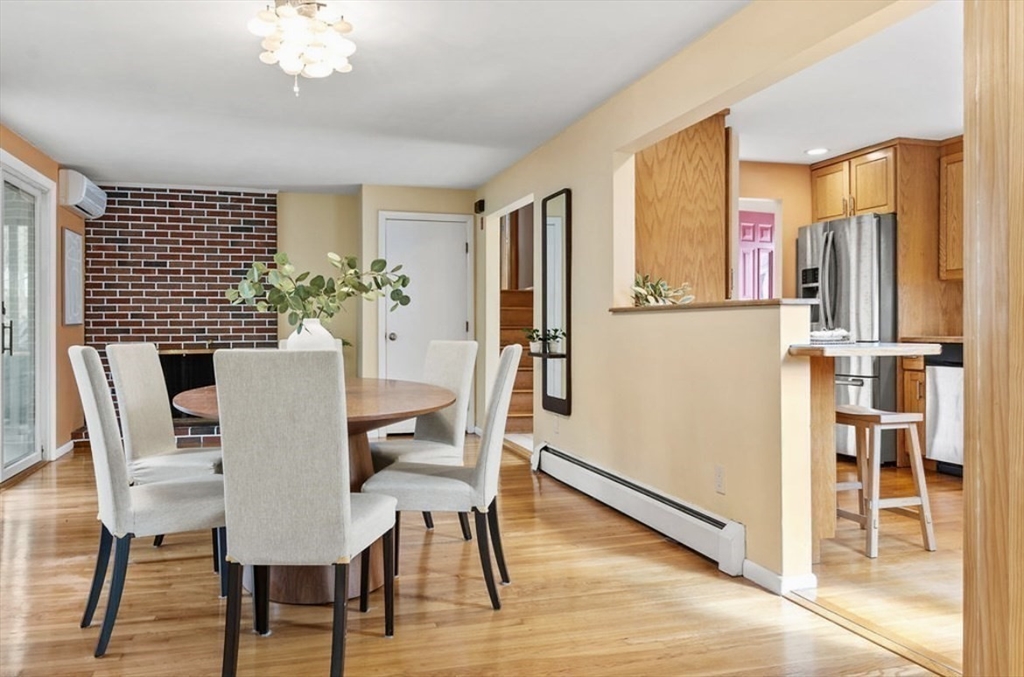73 Deerfield Road Sharon, MA 02067 - Photo 11 of 29