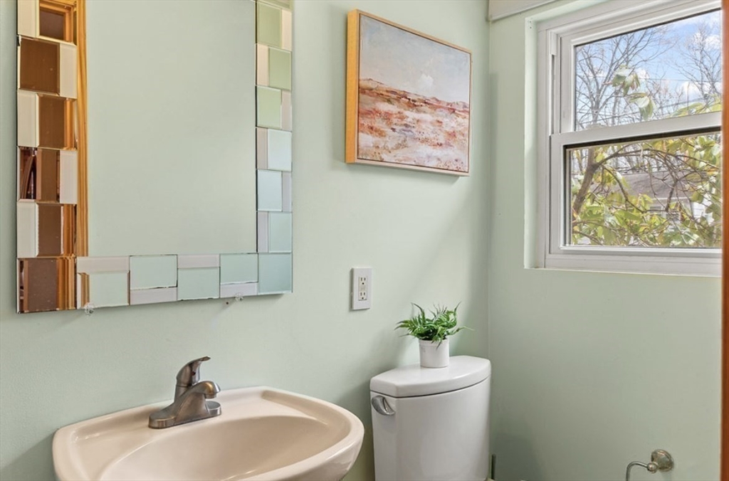 73 Deerfield Road Sharon, MA 02067 - Photo 14 of 29