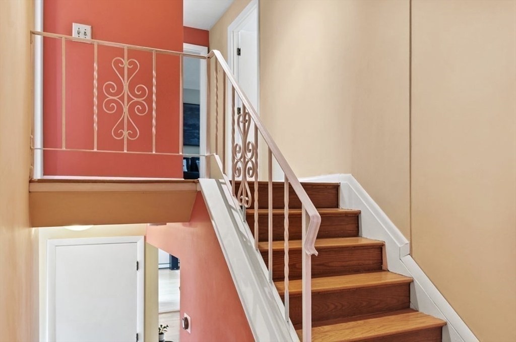 73 Deerfield Road Sharon, MA 02067 - Photo 20 of 29