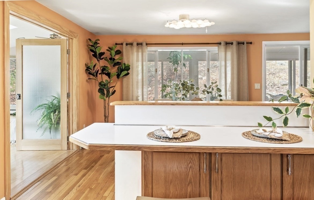 73 Deerfield Road Sharon, MA 02067 - Photo 9 of 29