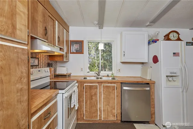 $400,000 | 14220 Harpoon Place Southeast, Olalla, WA 98359