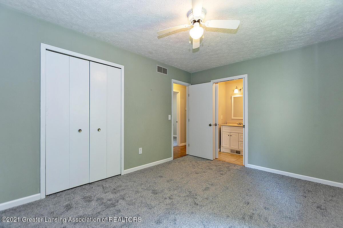 2322 Wabash Road Lansing, MI 48910 - Photo 11 of 23 11