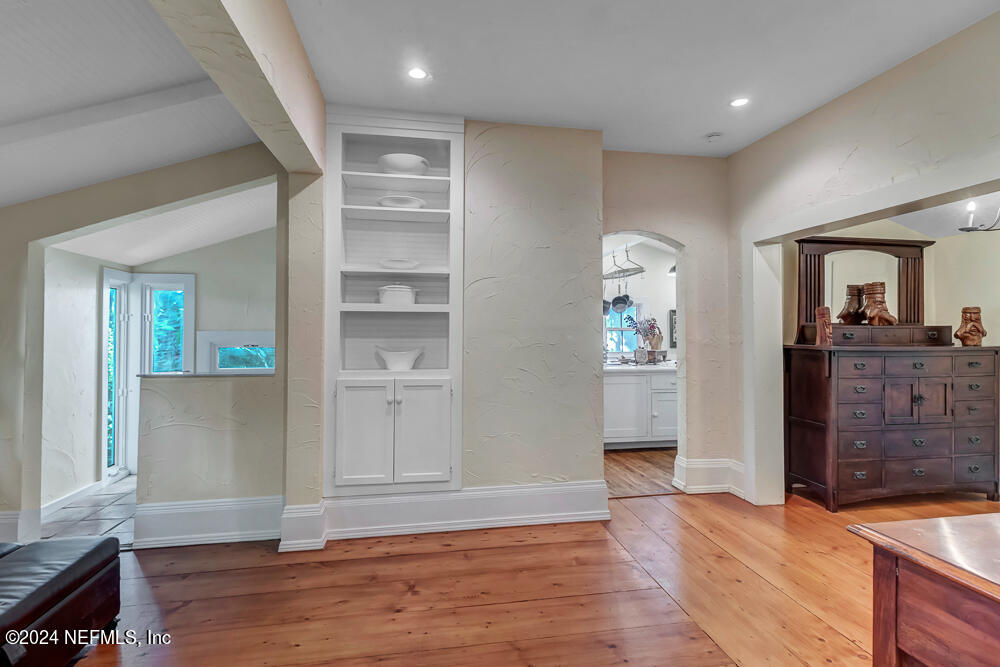 68 Saragossa Street St. Augustine, FL 32084 - Photo 6 of 28 15