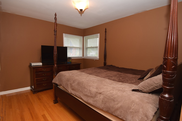 29 Rugby Road Lake Zurich, IL 60047 - Photo 8 of 24