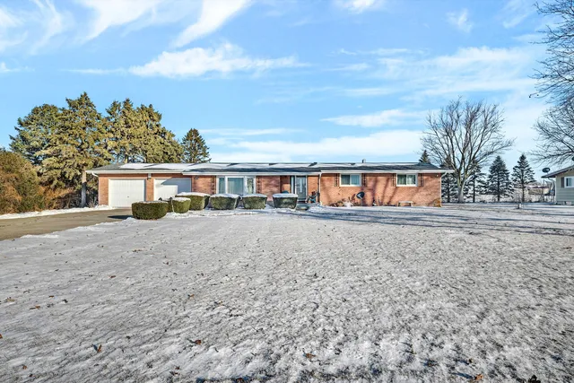 $255,000 | 1681 North 33rd Road, Ottawa, IL 61350