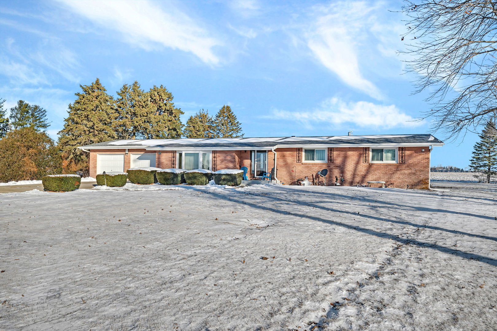 1681 North 33rd Road Ottawa, IL 61350 - Photo 2 of 38