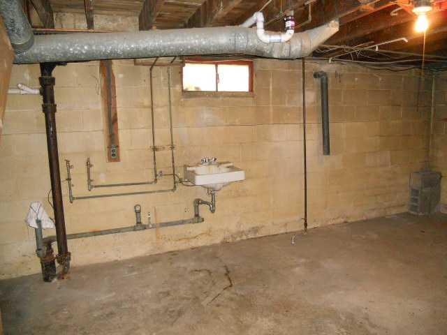 4707 Brookville Road Indianapolis, IN 46201 - Photo 10 of 12 Gallery Image 10