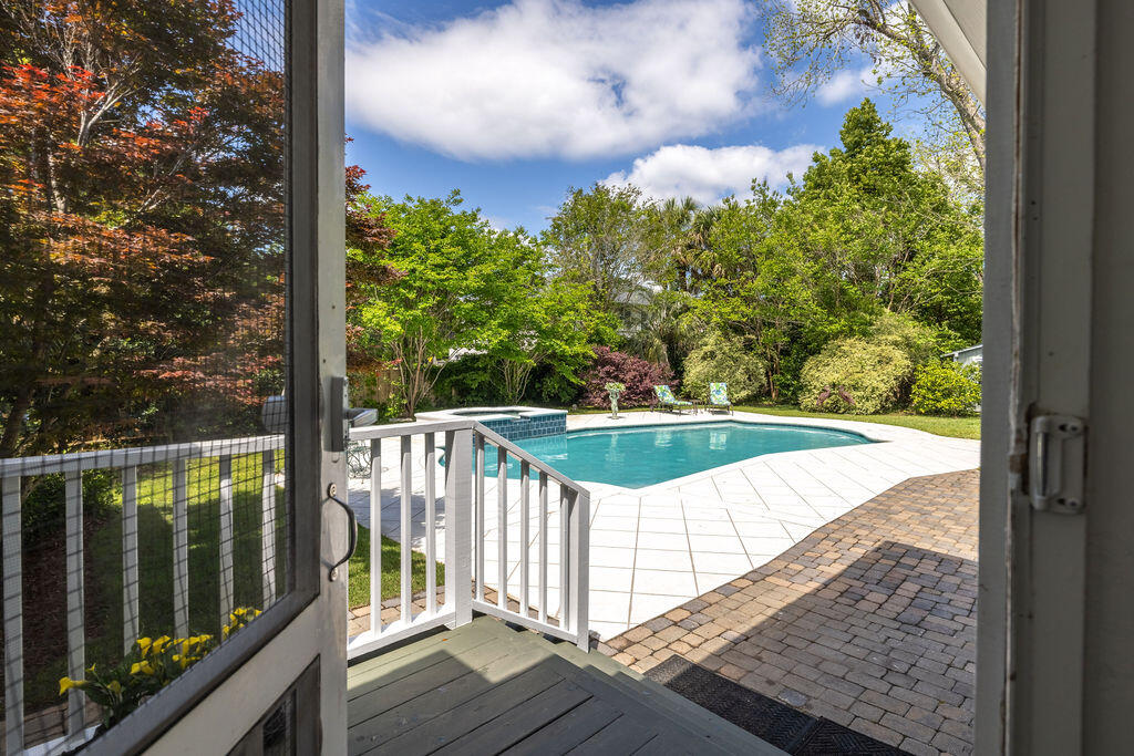 2050 Wappoo Hall Road Charleston, SC 29412 - Photo 21 of 49 413A3595-HDR