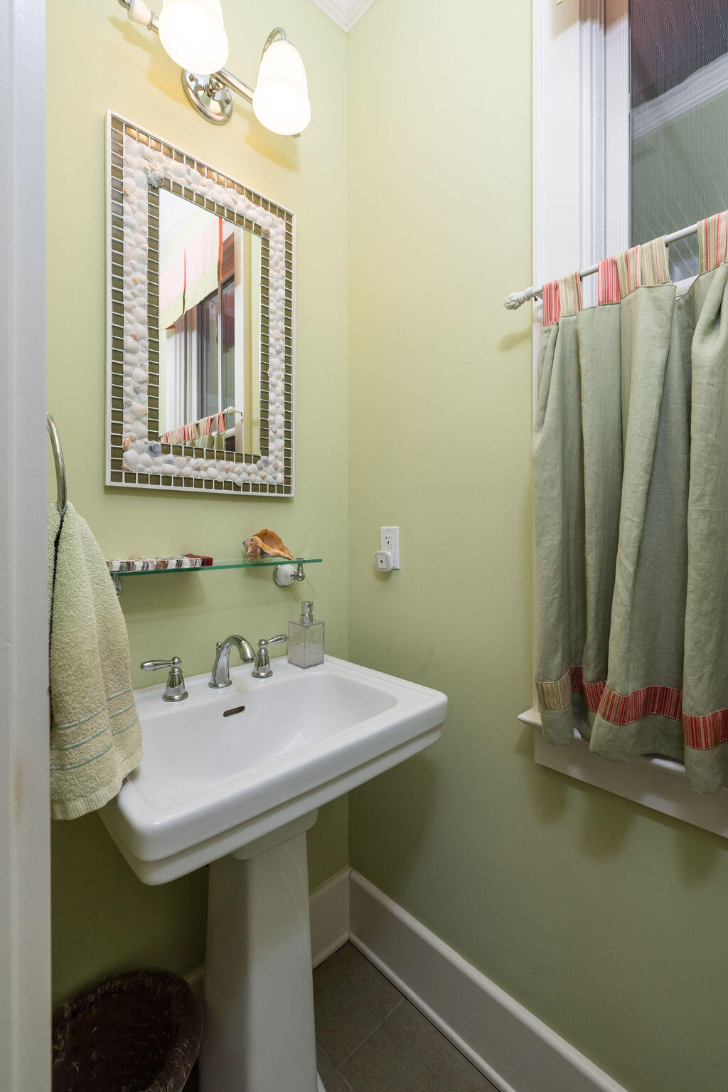 2050 Wappoo Hall Road Charleston, SC 29412 - Photo 37 of 49 413A3708