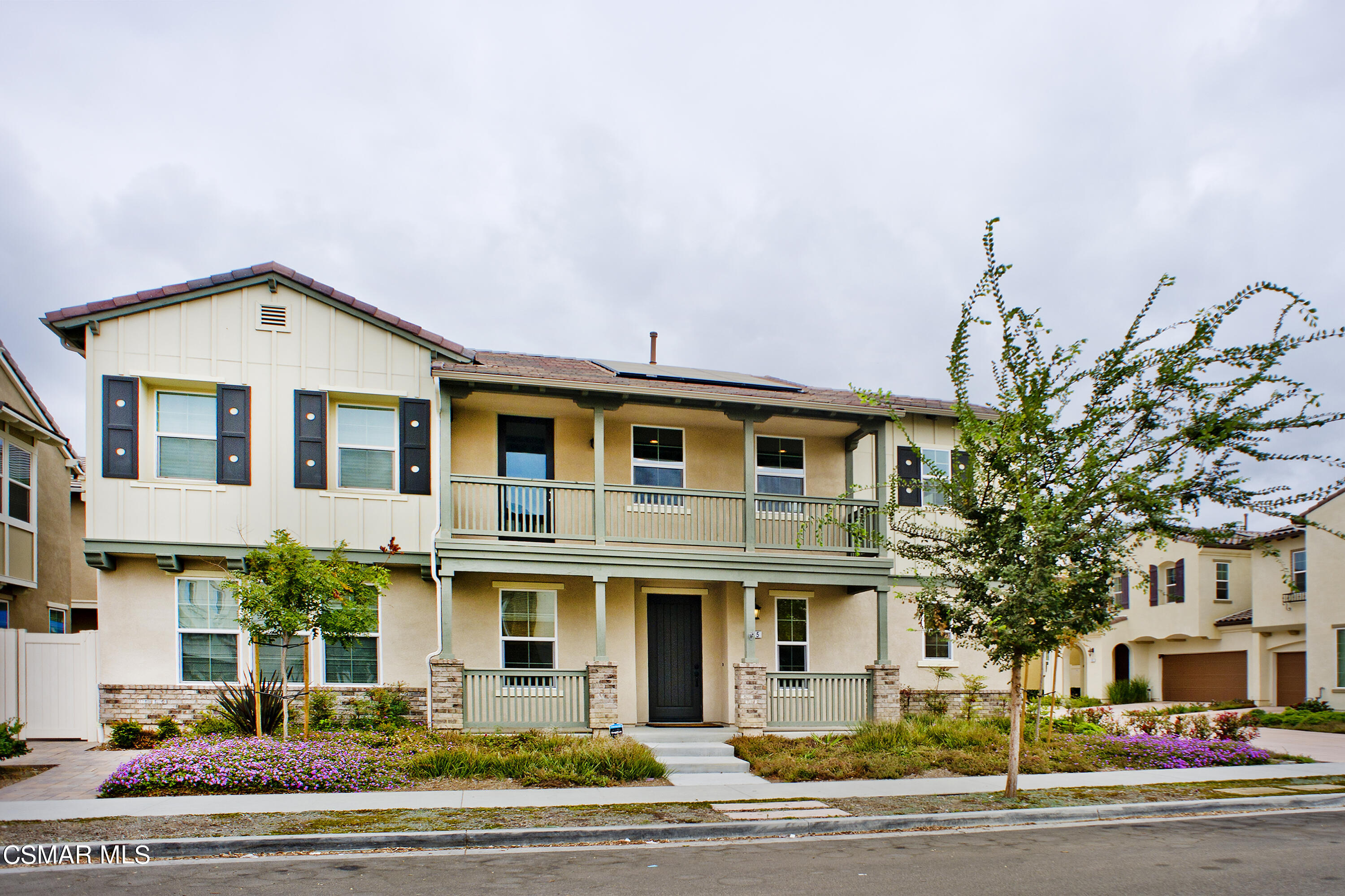 165 Stonegate Road Camarillo, CA 93010 - Photo 2 of 33 a front view of a house with a yard