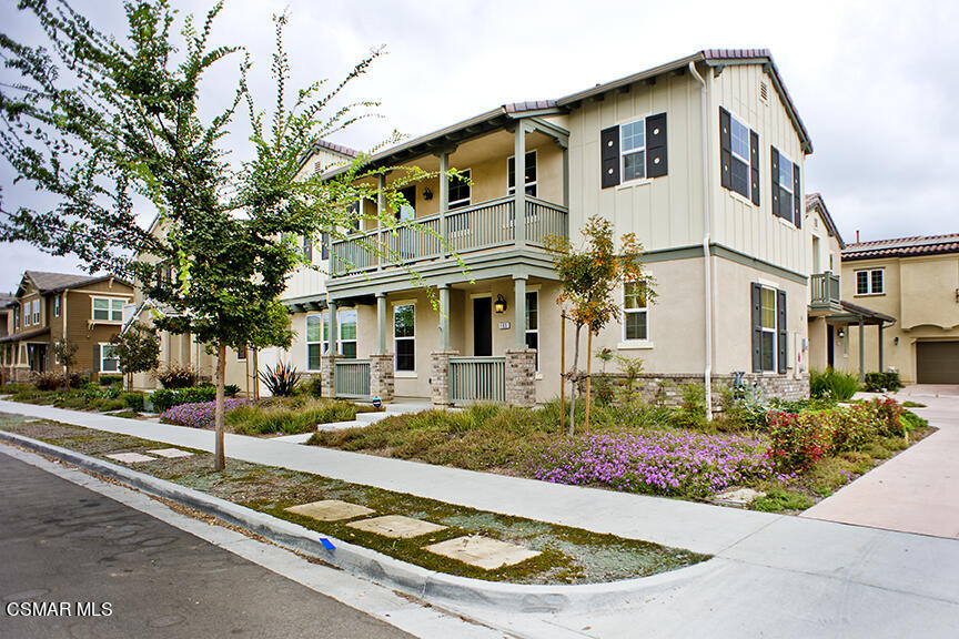 165 Stonegate Road Camarillo, CA 93010 - Photo 3 of 33 front view of a house with a yard