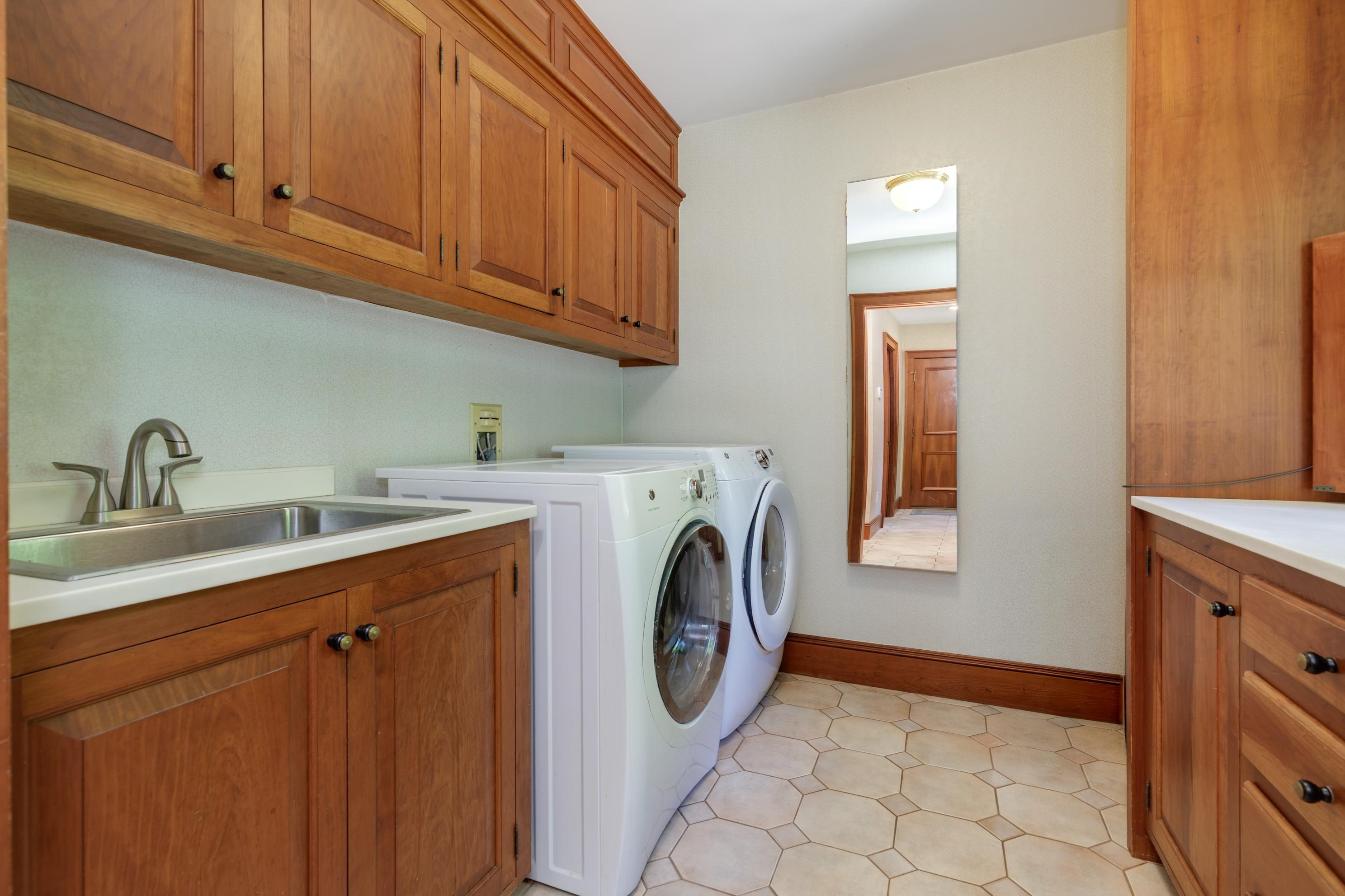 63 Ridge Road Concord, NH 03301 - Photo 34 of 60