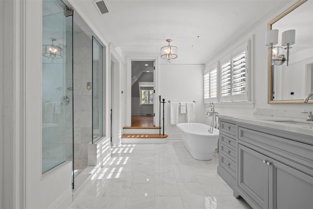745 East Woodland Road Lake Forest, IL 60045 - Photo 40 of 77