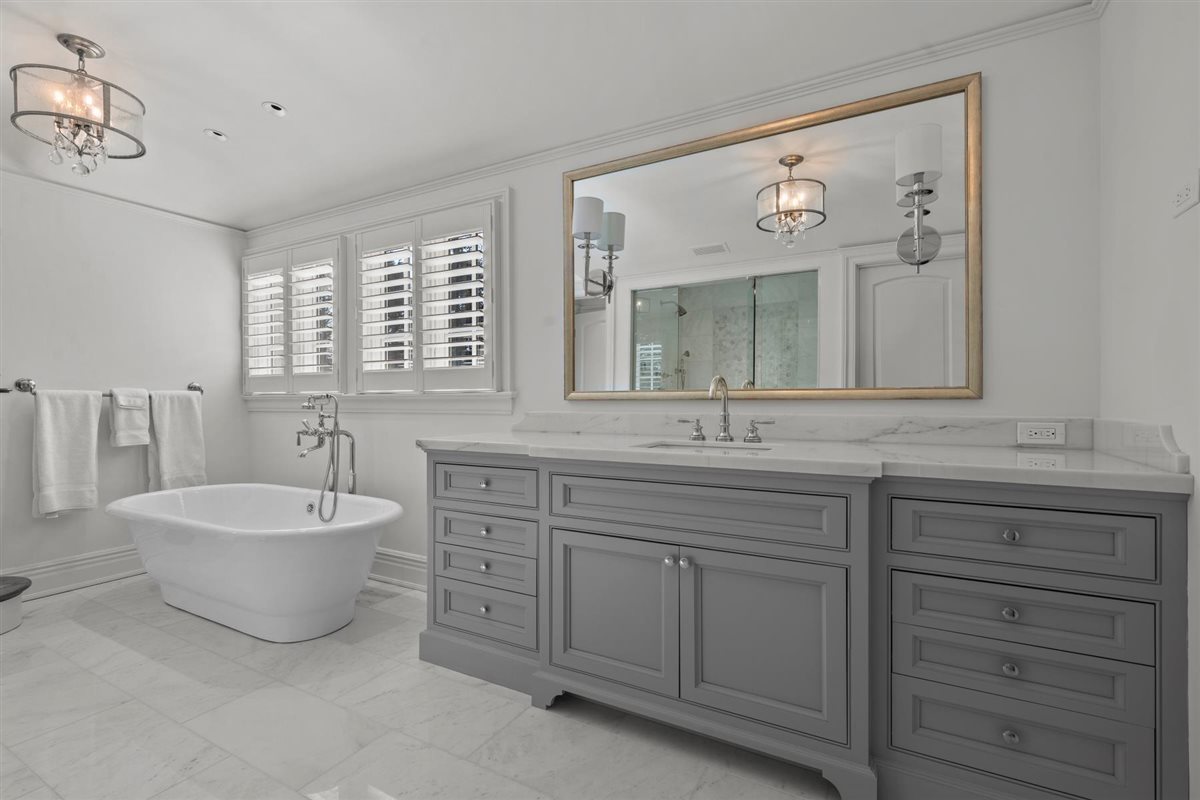 745 East Woodland Road Lake Forest, IL 60045 - Photo 41 of 77