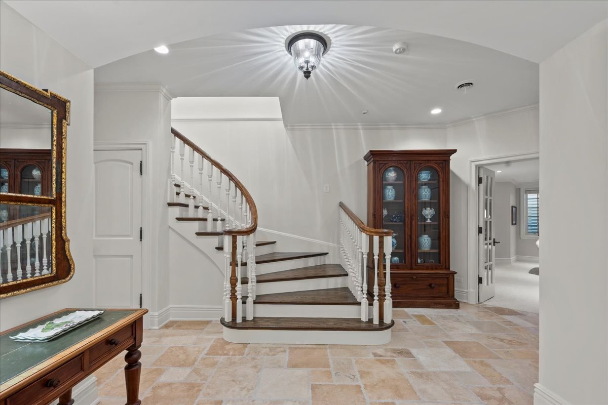 745 East Woodland Road Lake Forest, IL 60045 - Photo 60 of 77 a view of entryway with a front door