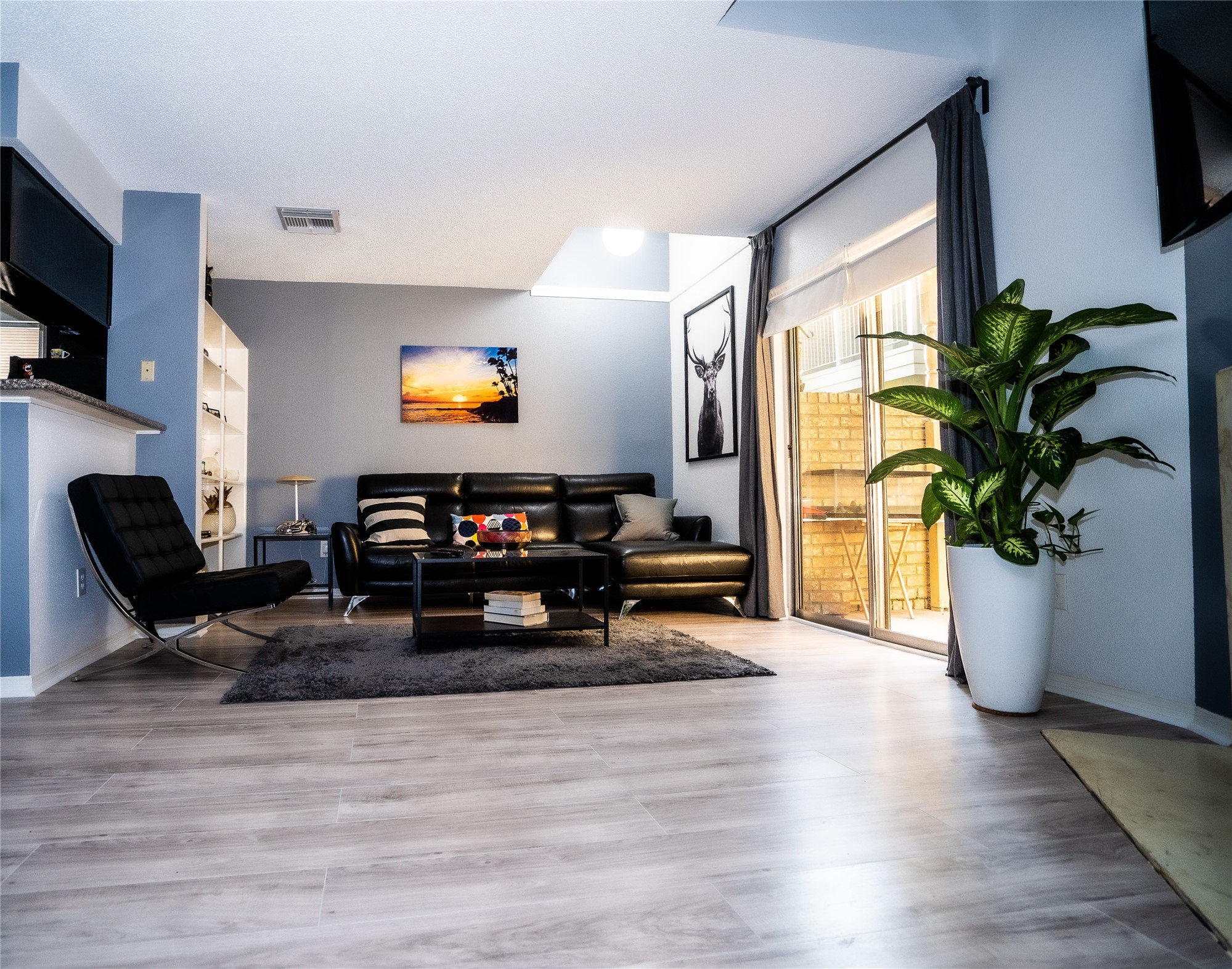 1515 Sandy Springs Road, Unit 1001 Houston, TX 77042 - Photo 3 of 11