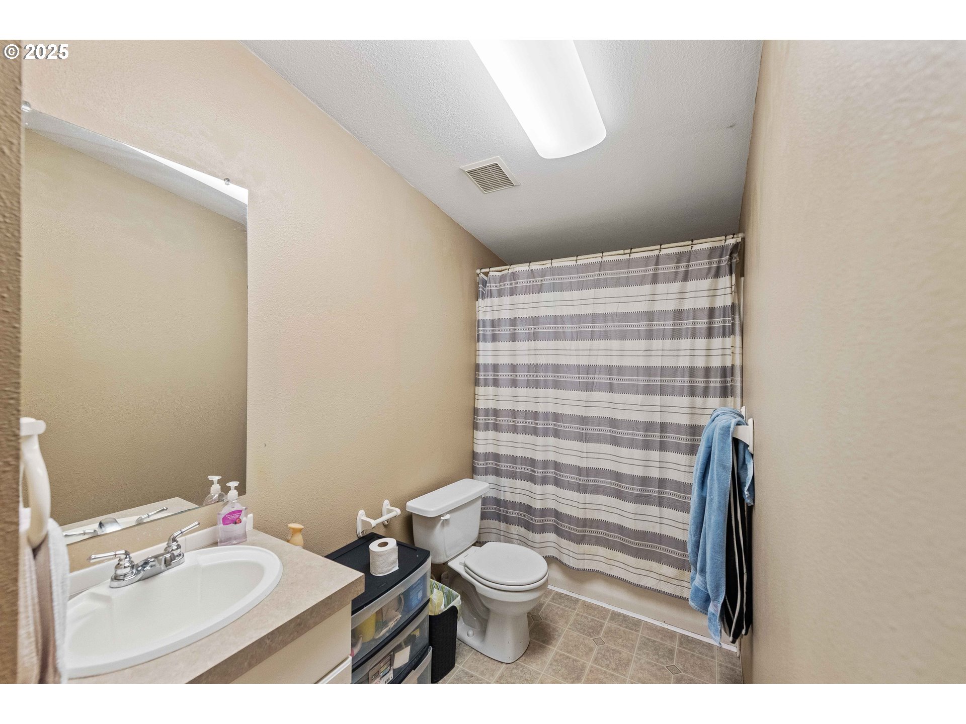 235 1st Avenue Coos Bay, OR 97420 - Photo 22 of 42