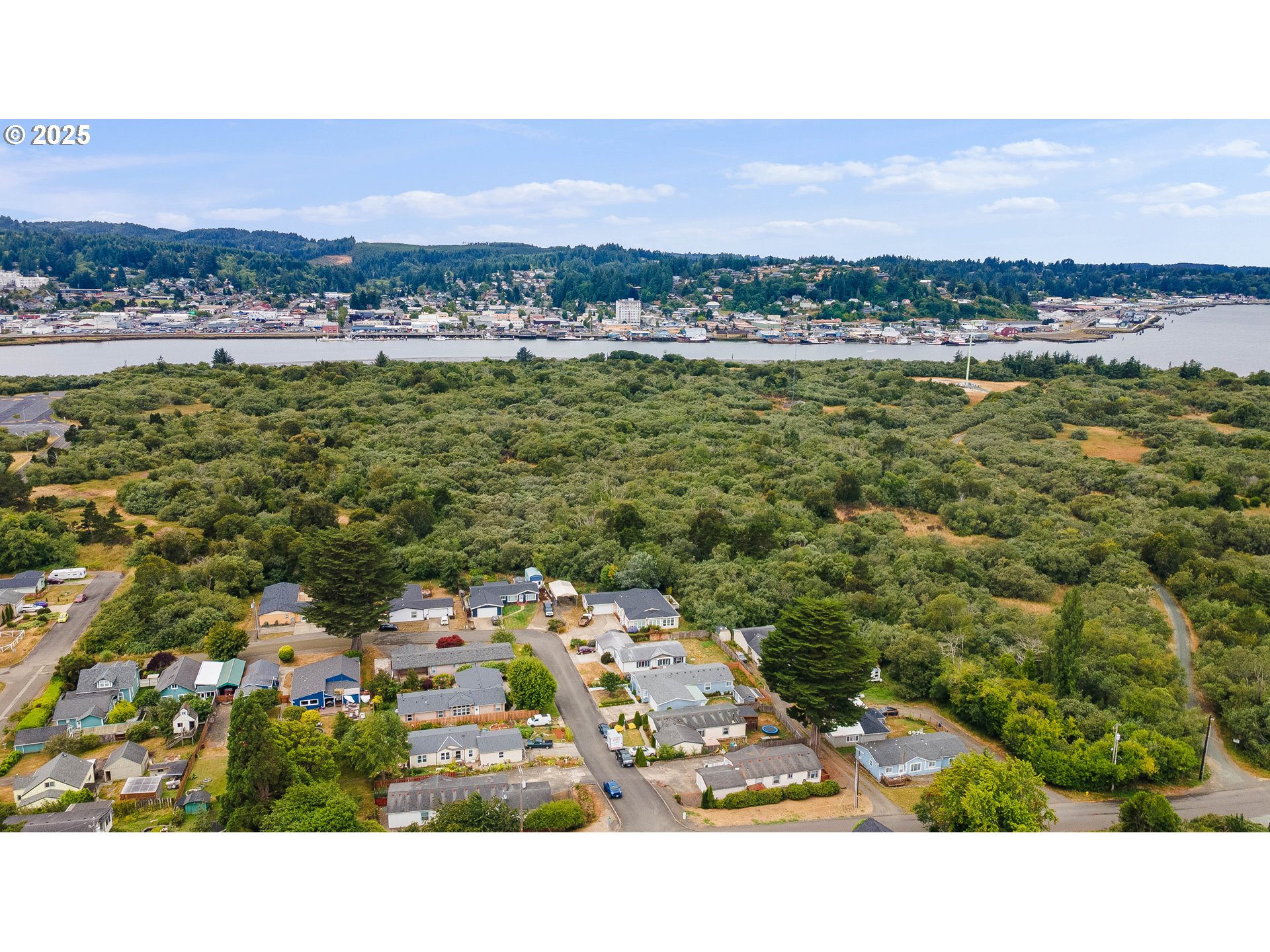 235 1st Avenue Coos Bay, OR 97420 - Photo 37 of 42