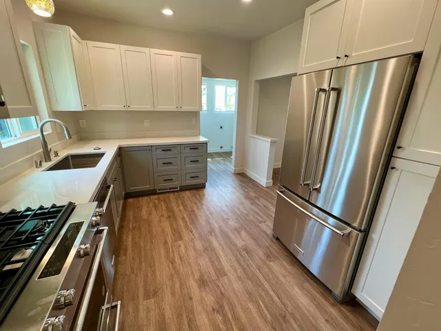 $1,600,000 | 5650 Broadway, Sacramento, CA 95820