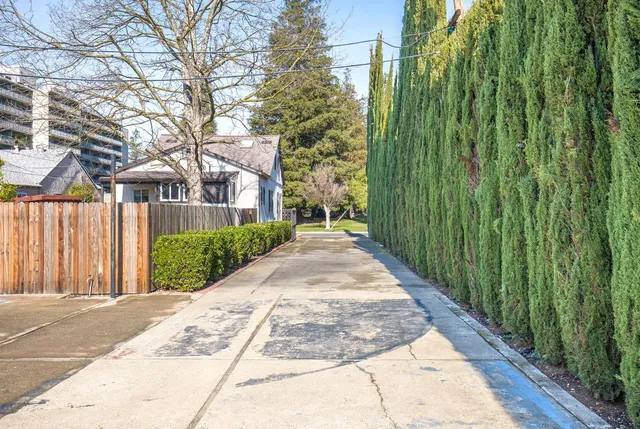 $1,600,000 | 5650 Broadway, Sacramento, CA 95820