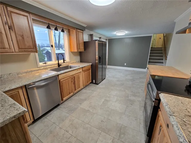 $2,500 | 103 Virginia Manor Road, Greece, NY 14606