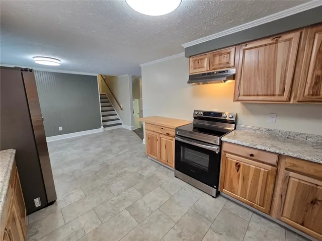 $2,500 | 103 Virginia Manor Road, Greece, NY 14606