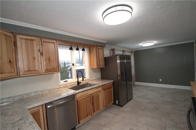 $2,500 | 103 Virginia Manor Road, Greece, NY 14606