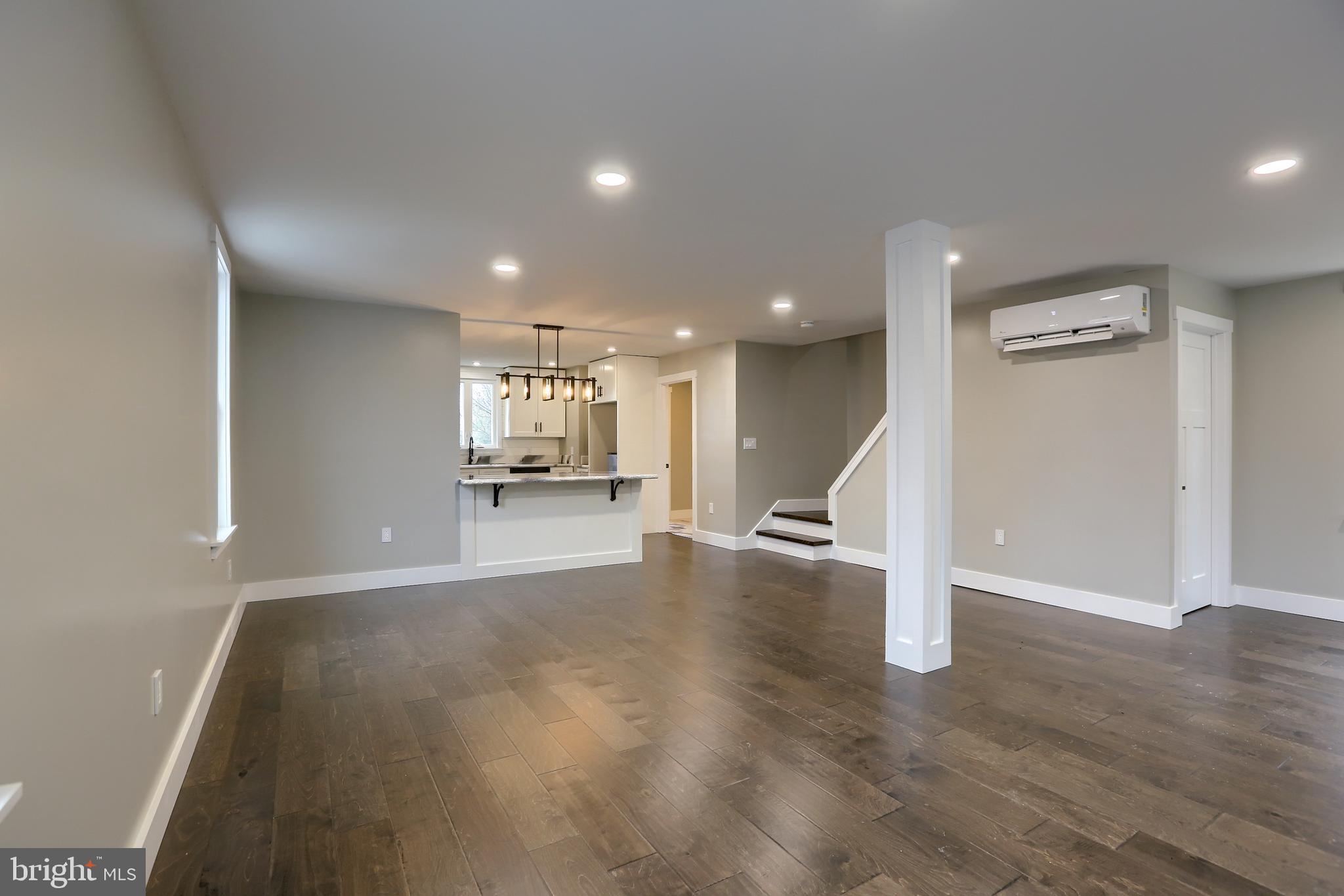 363 Rexmont Road Lebanon, PA 17042 - Photo 14 of 33 Living Room - View 4