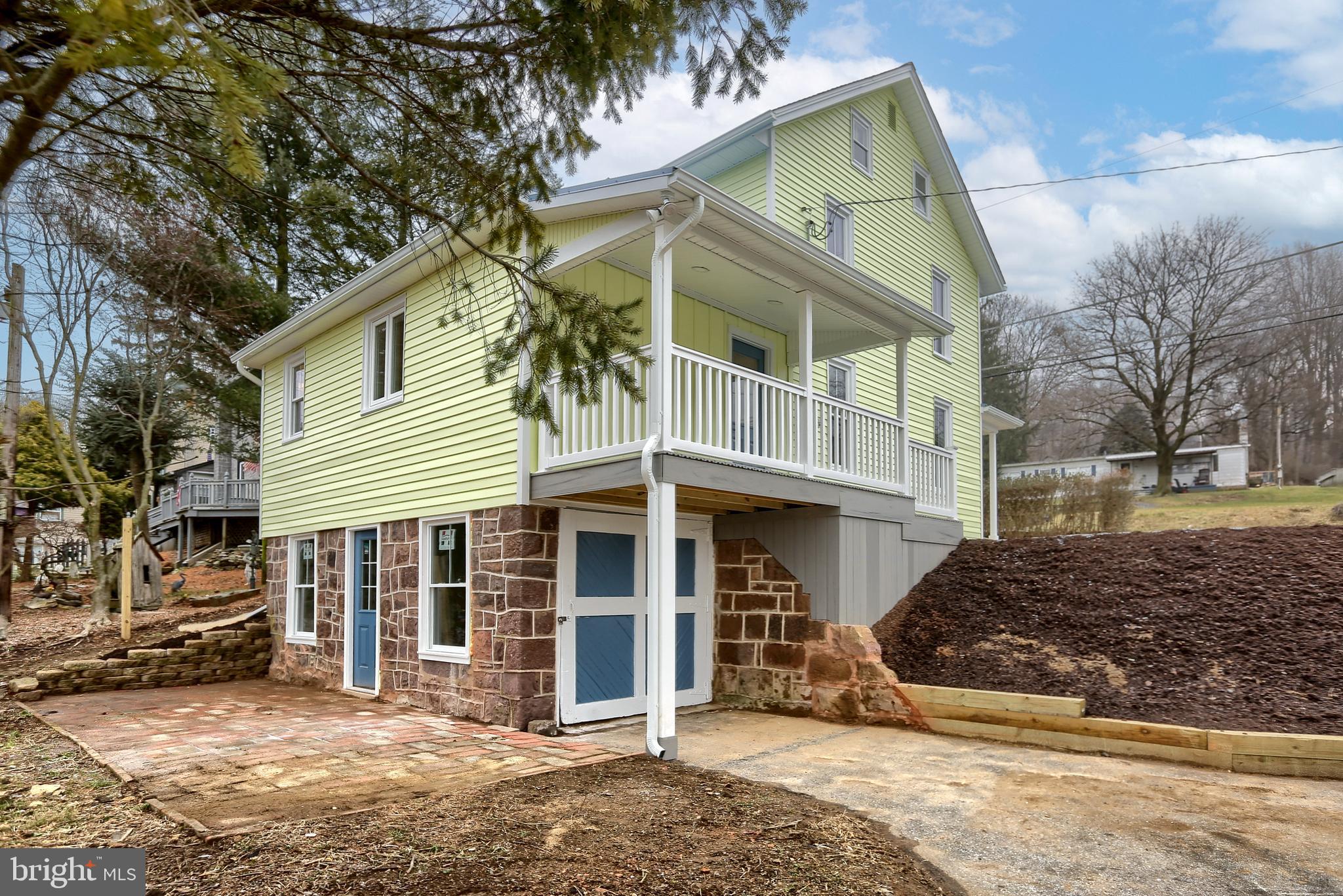 363 Rexmont Road Lebanon, PA 17042 - Photo 4 of 33 Back View