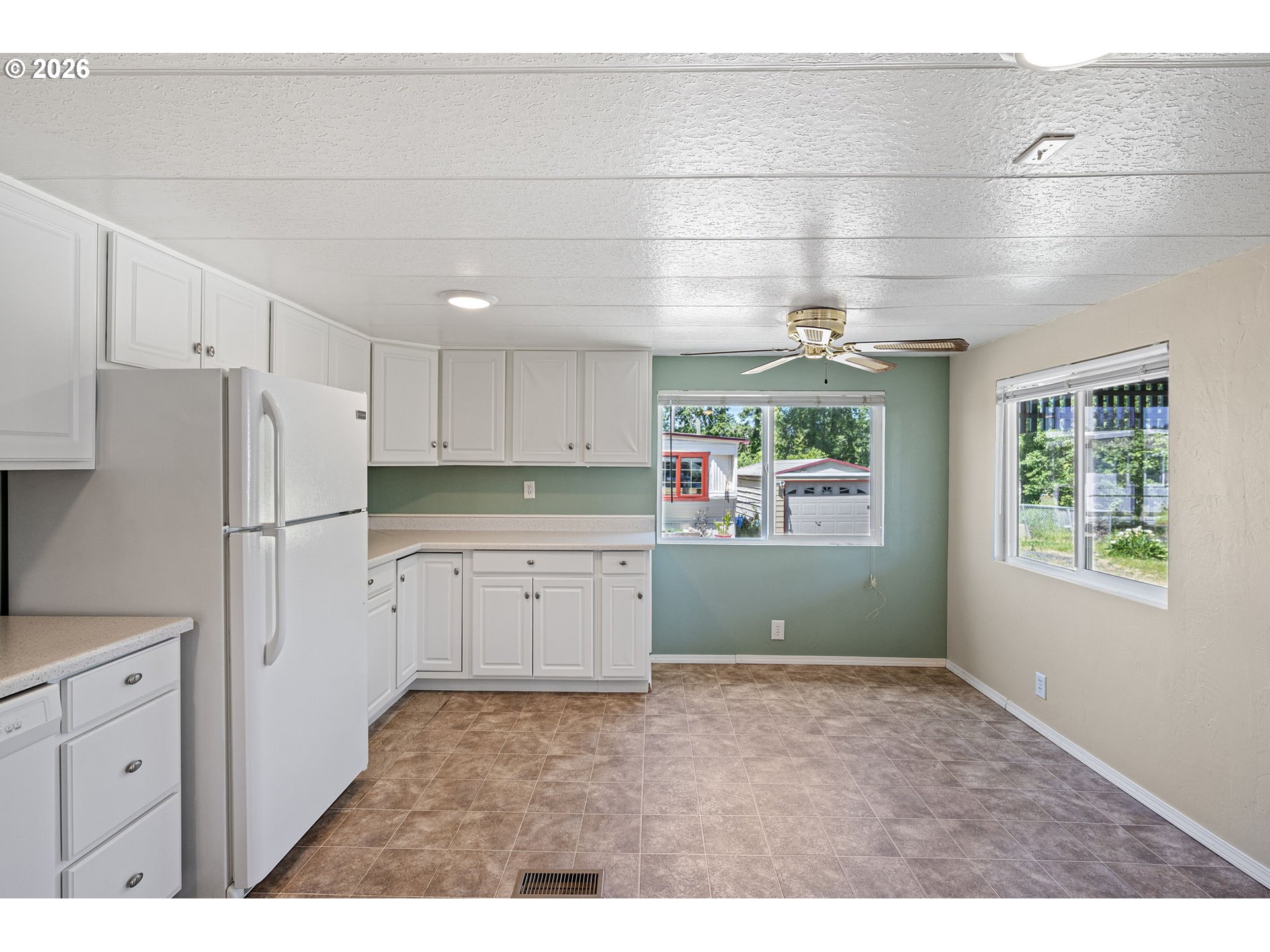 34956 Seavey Loop Road, Unit 73 Eugene, OR 97405 - Photo 4 of 33