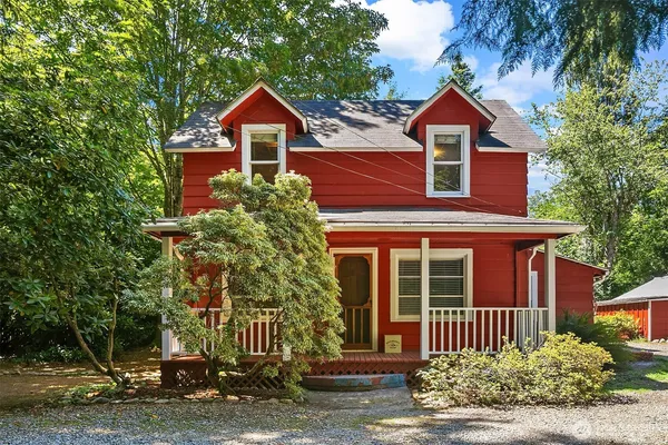 $1,050,000 | 43119 Southeast North Bend Way, North Bend, WA 98045