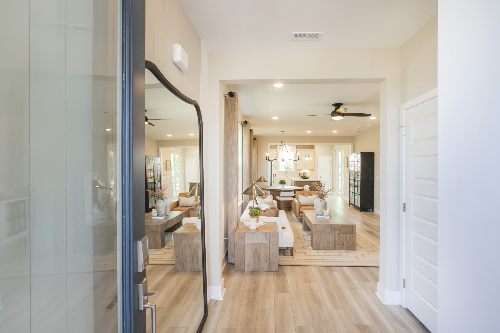 500 Compass Lebanon, TN 37090 - Photo 33 of 42 a view of a dining room and livingroom view