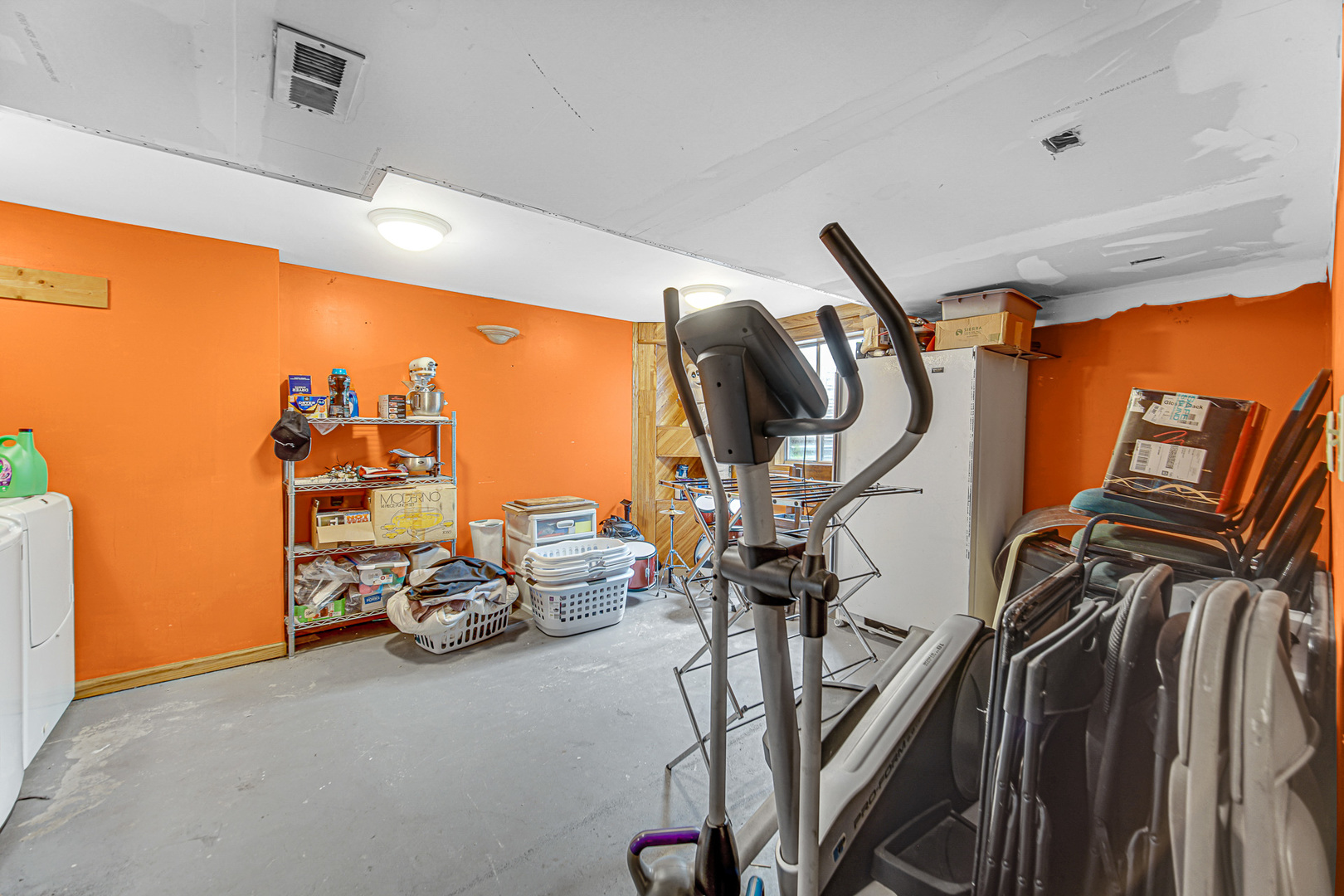 9 Ridge Court South Elgin, IL 60177 - Photo 21 of 28 Gallery Image 21