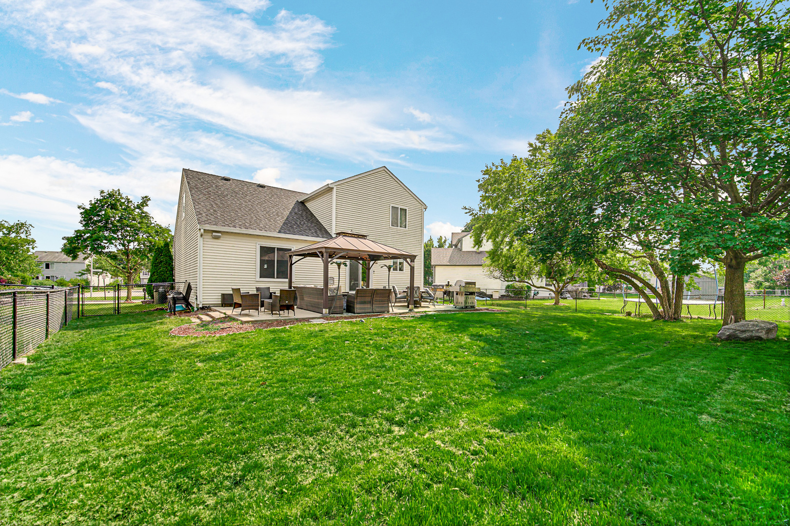 9 Ridge Court South Elgin, IL 60177 - Photo 24 of 28 Gallery Image 24